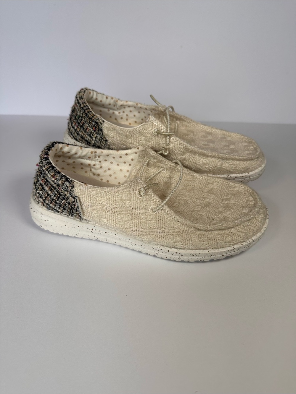 Hey Dude x Buckle Wendy Shoes Cream Woven Tweed Metallic Polka Dot Size 6